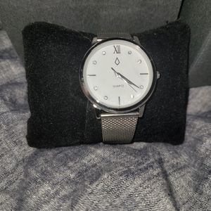 Quartz stainless steel/swarvoski crystals